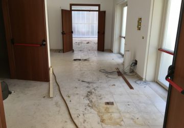 Giarre, il centro sociale rimane chiuso, nel suo degrado. Si ipotizza affidamento della struttura