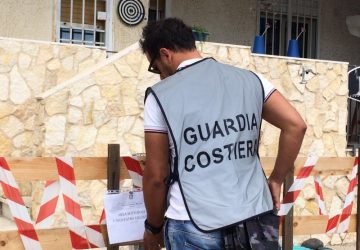 Fondachello: si impossessa di area demaniale. Sequestrata dalla Guardia Costiera VIDEO