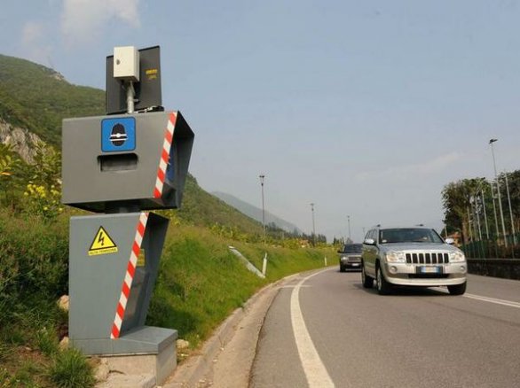 Acireale: da ottobre attivi due autovelox in viale Cristoforo Colombo