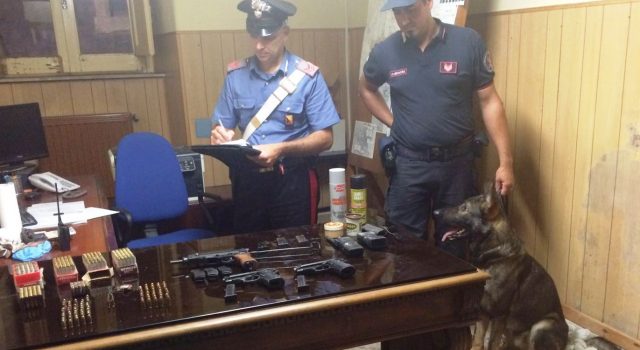 Catania: scoperto arsenale a Picanello. Arrestato un 54enne VIDEO