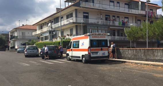 Praiola, bagnante colto da infarto. Vani i soccorsi VD