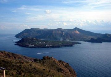 Mini crociera Tropea- Isole Eolie: negato imbarco ad oltre 100 turisti