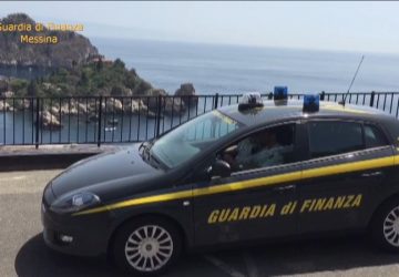 Giardini Naxos: in manette padre e figlio per usura. Sequestrati beni per 300.000 euro