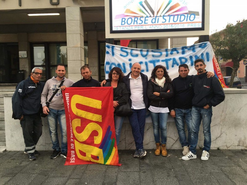 Pedara, niente accordo: continua lo sciopero degli operatori ecologici