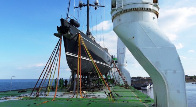Riposto: imbarco riuscito per l’Akalam, la Marvel Scan ha lasciato il porto
