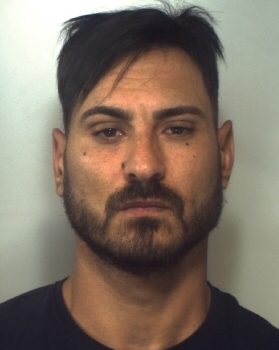 Catania, blitz antidroga a Librino: tre arresti