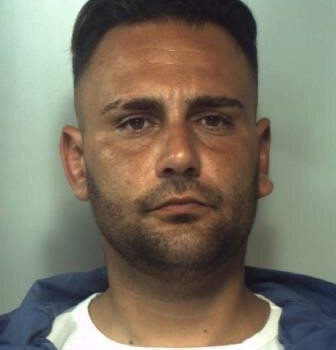 Catania, blitz antidroga a Librino: tre arresti