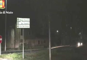 Catania, blitz a Librino: scoperti arsenale e 6 kg di cocaina. Un arresto VIDEO