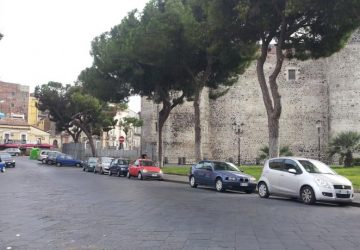 Catania, agguato in piazza Federico II di Svevia: arrestato l’autore. E’ un 16enne