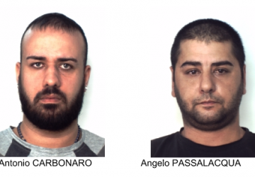 Catania, beccati mentre &ldquo;prelevano&rdquo; due scooter: in manette due ladri