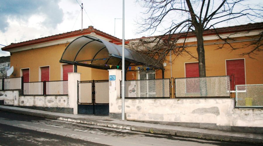 Giarre, furto nella notte alla scuola elementare di Trepunti. La dirigente Cardillo: “Atto spregevole” VD