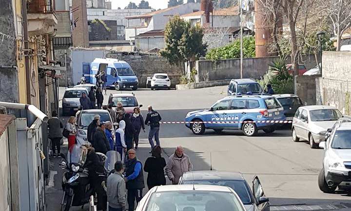 Catania: bomba in via Concordia ma è un falso allarme