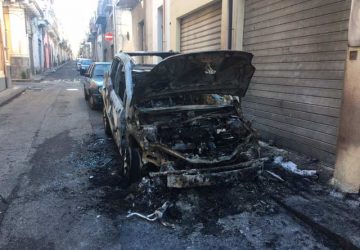 Giarre, ancora incendi auto. Nuovo caso di dolo? VIDEO