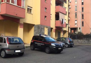 Giarre, quartiere Jungo: controlli antidroga dei carabinieri