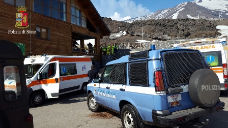 Etna, 10 feriti per esplosioni dal cratere a quota 2700 VIDEO