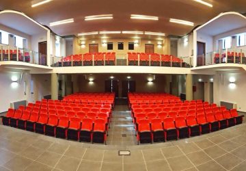 Randazzo. &ldquo;Ex Cinema Moderno&rdquo;, al debutto del &ldquo;Pinocchio&rdquo; va in scena la polemica