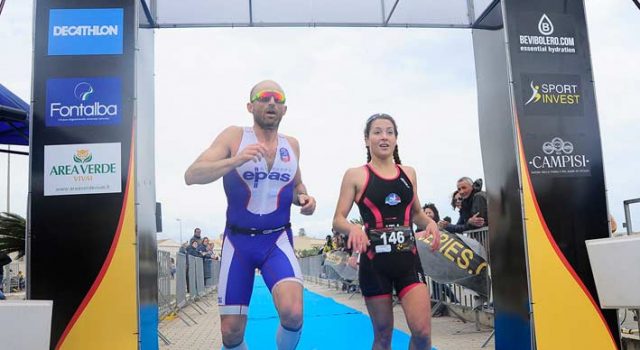 Sicily Triathlon Series: l’augustano Ennio Salerno vince a Marzamemi. La catanese Cristina Ventura si aggiudica la tappa FOTO