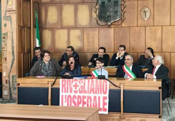 Giarre, ha prestato giuramento il baby sindaco