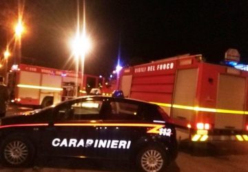 Zafferana, a fuoco un furgone Dobl&ograve;