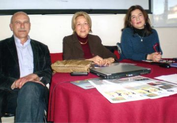 Acireale, presentata l'autoantologia di poesie (1995-2015) “Ti parlerò d'amor” di Rita Caramma