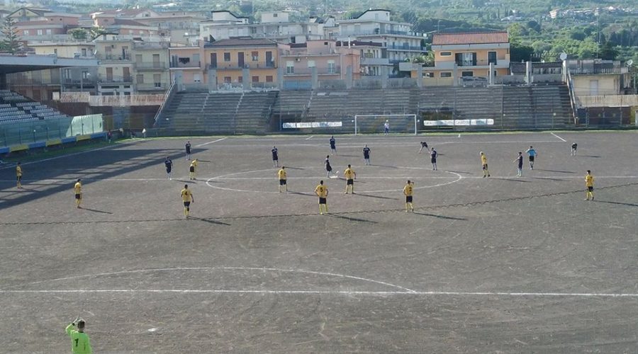 Giarre Calcio: 1-1 con lo Sporting Taormina, ricordando Nello Azzarelli