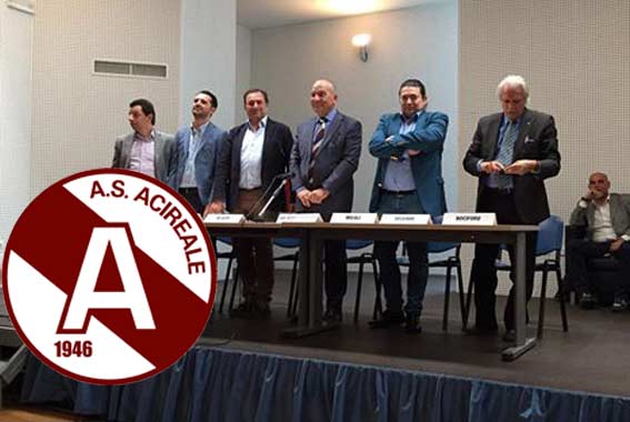 Acireale Calcio: bagno di folla per la nuova dirigenza