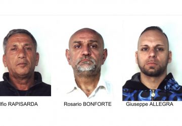 Spacciavano &ldquo;coca&rdquo;: in manette vedetta, pusher e magazziniere