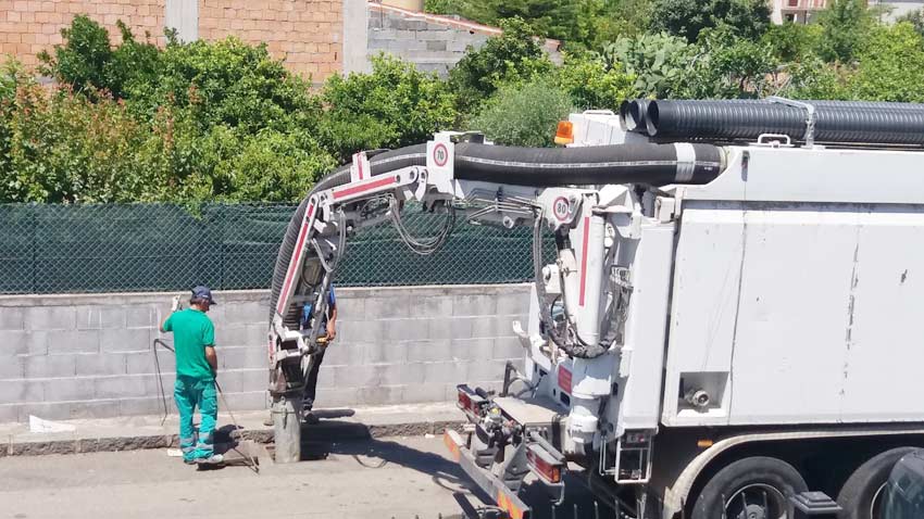 Mascali: pulite le caditoie comunali