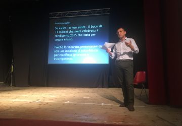 Giarre, Roberto Bonaccorsi sfida il sindaco D&rsquo;Anna sui numeri: "Amministrazione insipiente: fatevi aiutare" VIDEO