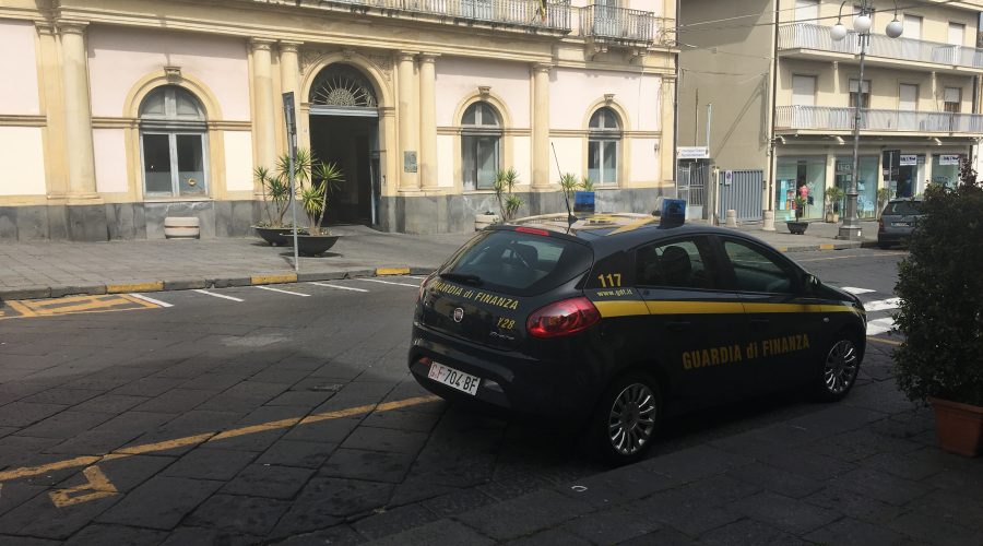 Gettonopoli al Comune di Giarre: barcollano ma non mollano