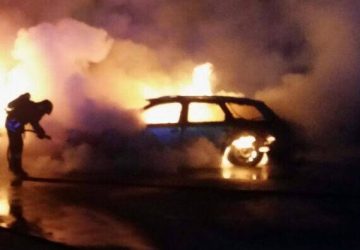 Mascali, a fuoco autovettura in via San Giuseppe