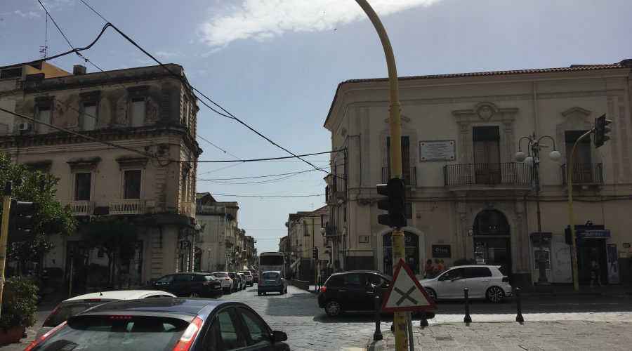 Giarre, semafori piazza Duomo si sblocca l’impasse?