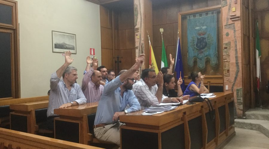 Giarre, approvato il Conto Consuntivo 2015: ma che fatica!  VIDEO