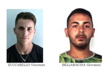Catania, sorpresi dai Carabinieri mentre nascondono la marijuana. Arrestati