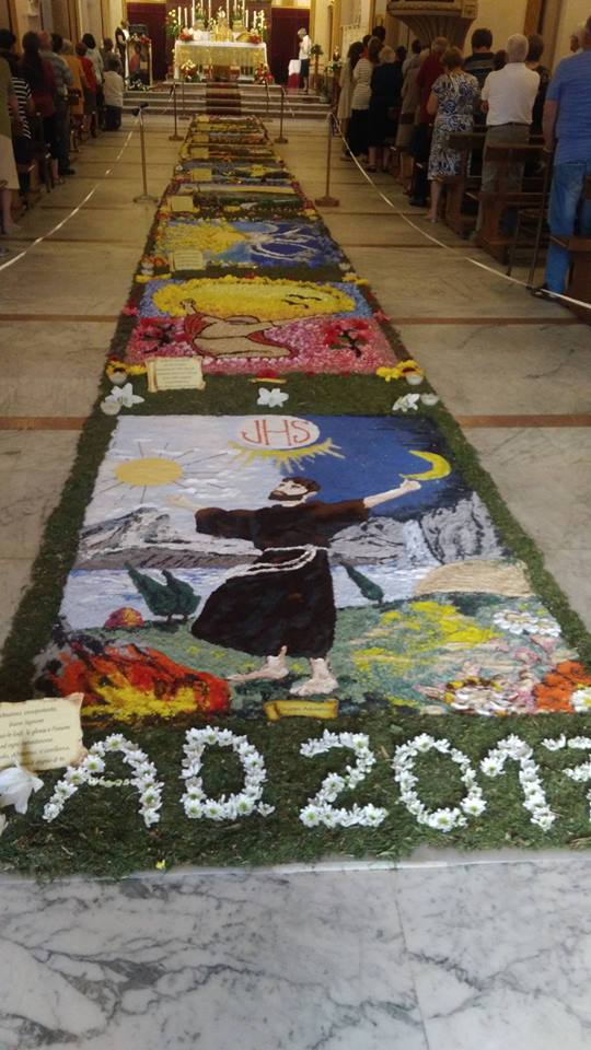 Macchia: infiorata 2017 nel segno di San Francesco