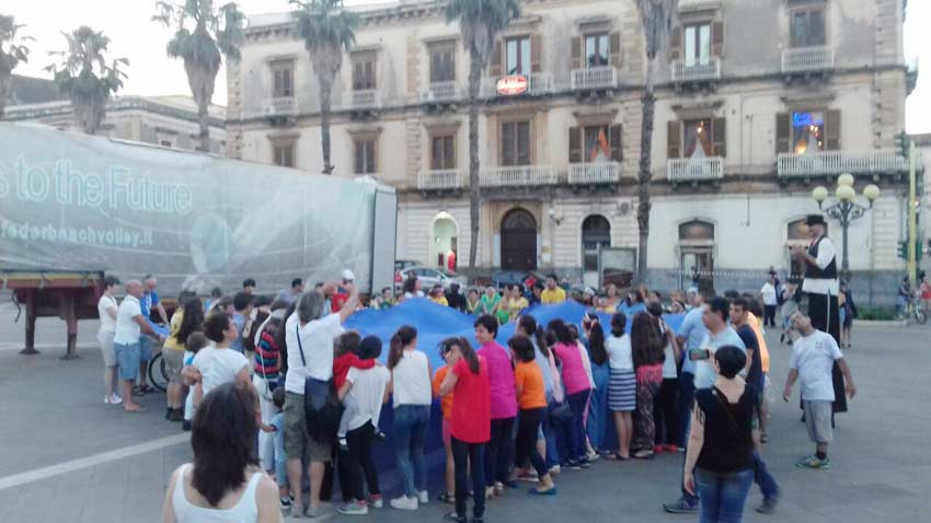 Si è concluso con un flashmob a Giarre il progetto #DiversArteMente