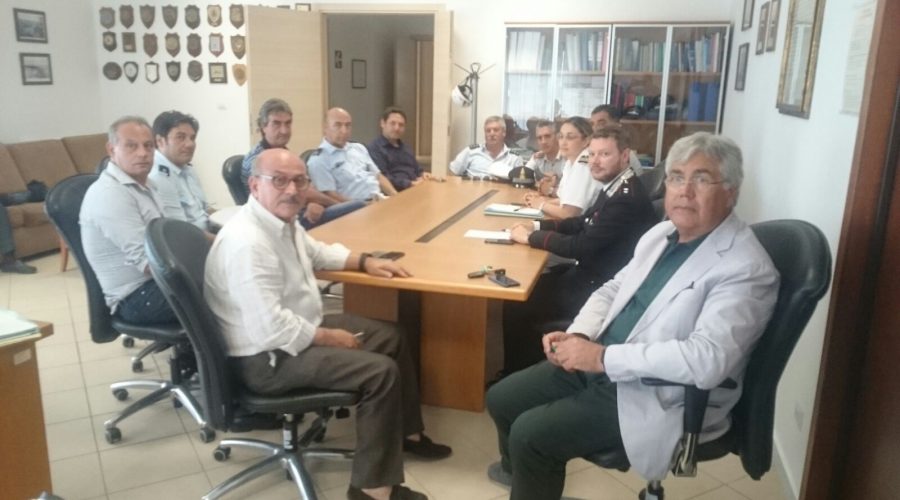 Attendamenti litorale jonico, vertice operativo alla Guardia Costiera