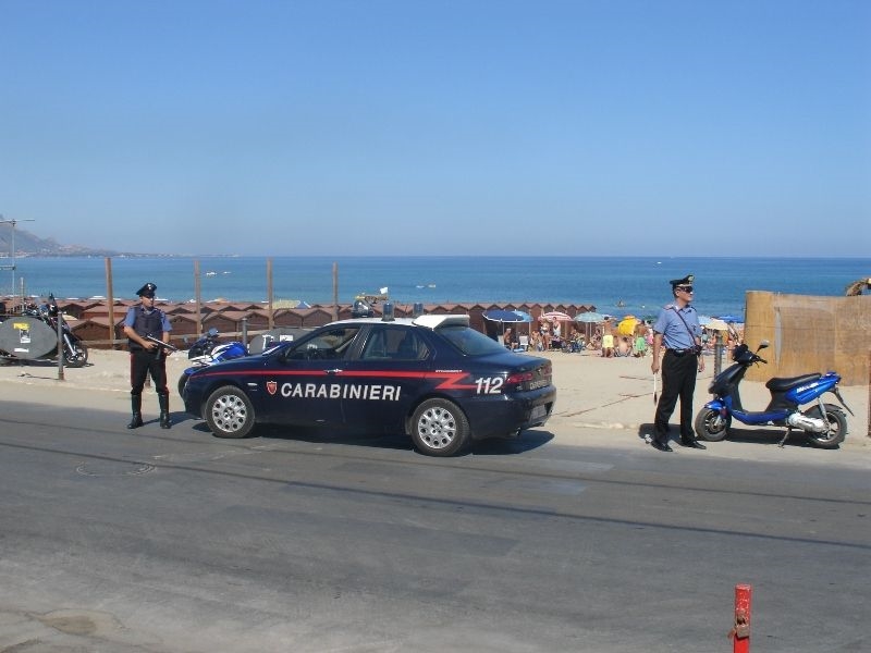 Viminale: al via l’operazione “Spiagge sicure e contrasto all’abusivismo commerciale”: ci sono anche Giardini Naxos e Taormina