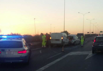 Catania, lunghe file in tangenziale per un tamponamento