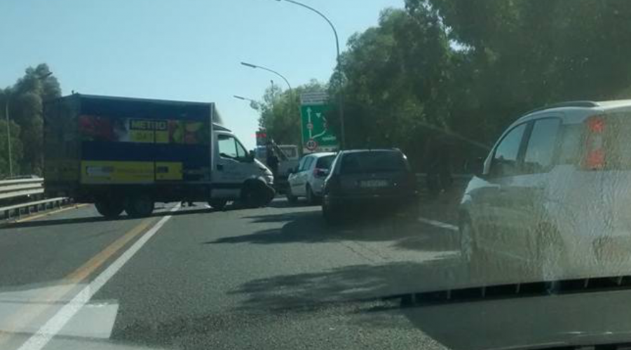 A18, incidenti a pochi metri da S.Gregorio: lunghe file