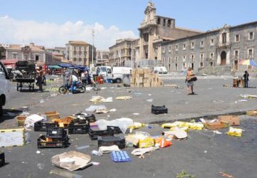 Catania, accoltellamento alla 'fiera del lune': un ferito