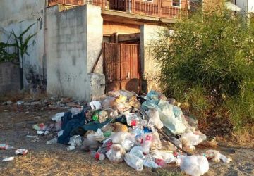 Fondachello: ripulito dai rifiuti immobile occupato abusivamente