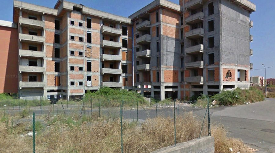 Giarre, incompiuti e in mano alla criminalità
