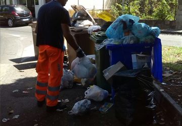 Riposto, raccolta differenziata: controlli e sanzioni a tappeto
