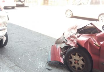 Carrabba di Mascali, incidente in via San Giuseppe: tre feriti