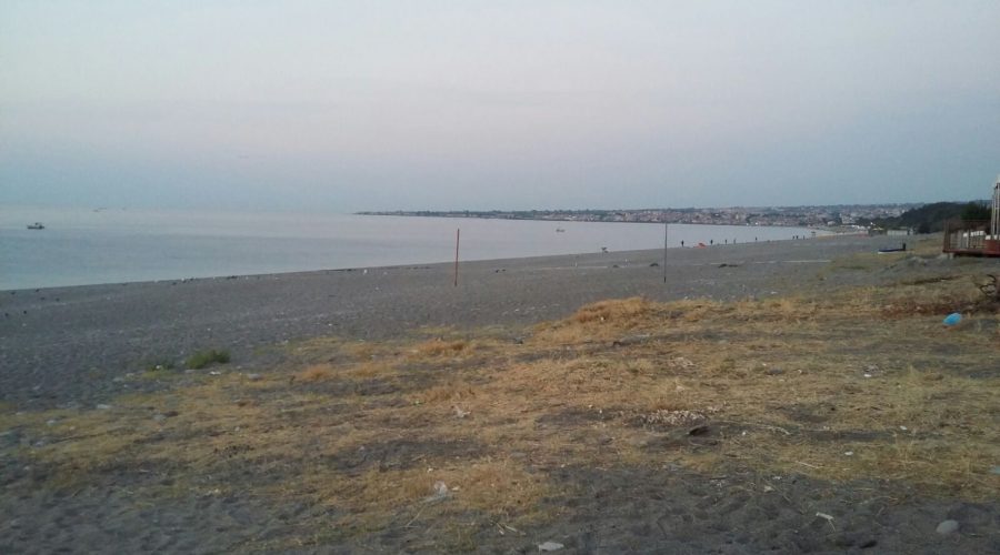 Fondachello, Sant’Anna e la pulizia delle spiagge post Ferragosto