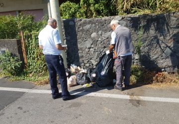 Raccolta differenziata a Riposto, il sindaco Caragliano: "Basta appelli adesso sanzioni e controlli serrati"