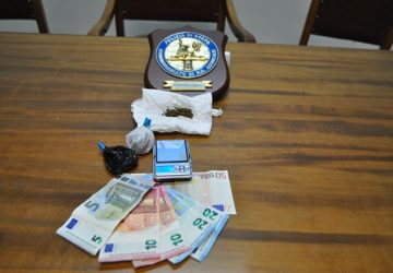 Acireale, 18enne denunciato dalla polizia per detenzione di marijuana