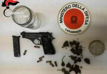 Mascali, deteneva in casa droga e arma clandestina: arrestato 47enne