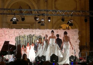 Eleganza, ironia e impegno civile: gli ingredienti del successo di &ldquo;Quando Giarre sposa l&rsquo;amore&rdquo;